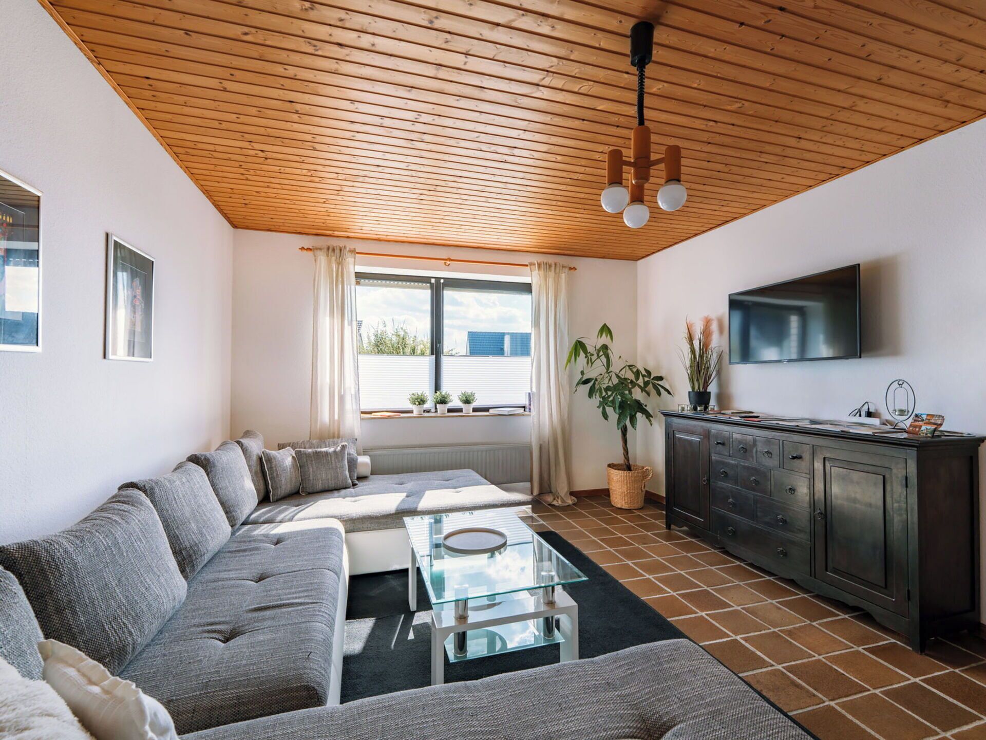 Bâtiment, Zone Résidentielle, Fenêtre, Maison, Domicile, Toit, Architecture, Quartier, Façade, Ville