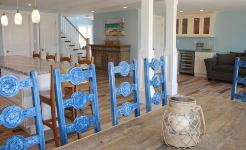 Magnificent Beach House w/ Private Pool Across the street from PRIVATE BEACH