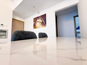 Dining - Majestic 2 BHK Park view at Liwan 2- Dubai (Dubai)