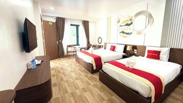 Caja de seguridad en la habitación y cortinas blackout