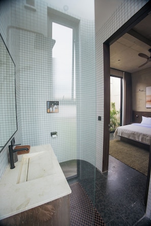 Deluxe Villa, 2 Bedrooms, Private Pool, Garden View | Bathroom - Villa Mor by Alfred in Bali (Cemagi)