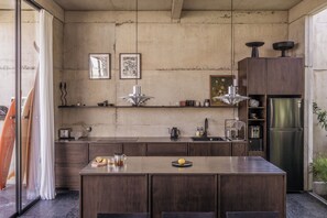 Private kitchen - Villa Mor by Alfred in Bali (Cemagi)