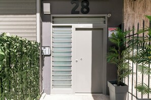 Entrée de l’hébergement 