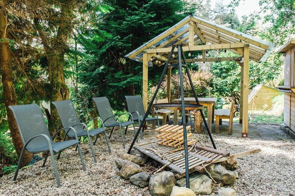Bois, Meubles, Mobilier De Jardin, Tableau De Plein Air, Jardin, Des Bois, Ombre, Chaise, Matériau Naturel, Jungle