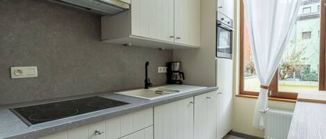 Horno y lavavajillas