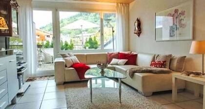 Beautiful apartment for 4 people with WIFI, TV, balcony, pets allowed and panoramic view