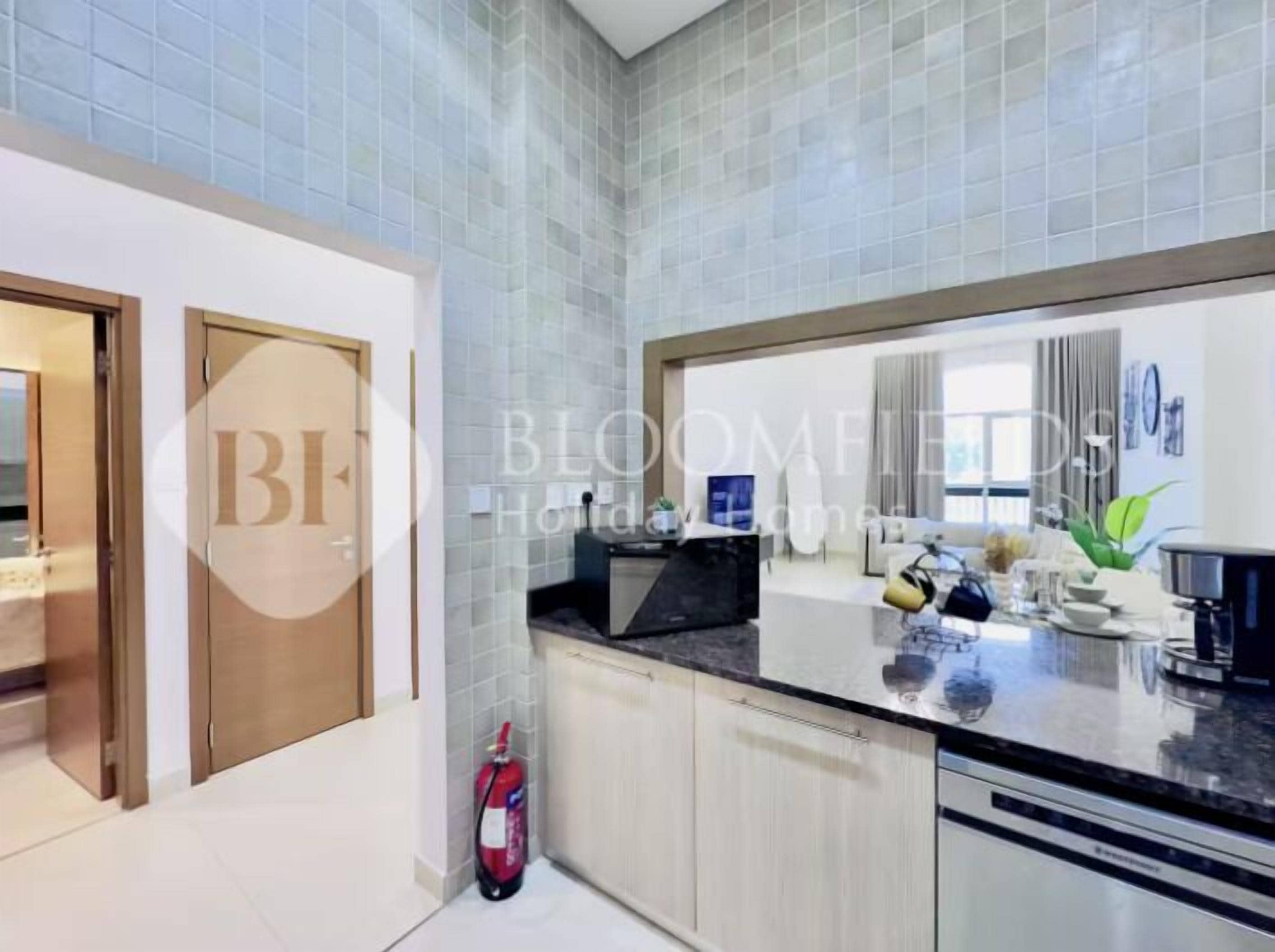 Täysikokoinen jääkaappi