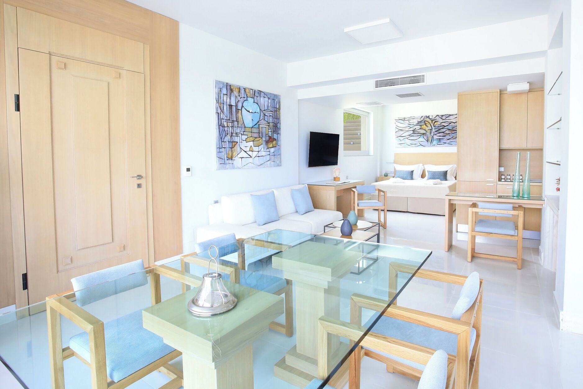 Caja de seguridad en la habitación y cortinas blackout 