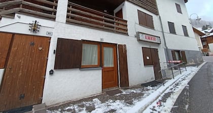 Cosy apartment for 4 guests with TV