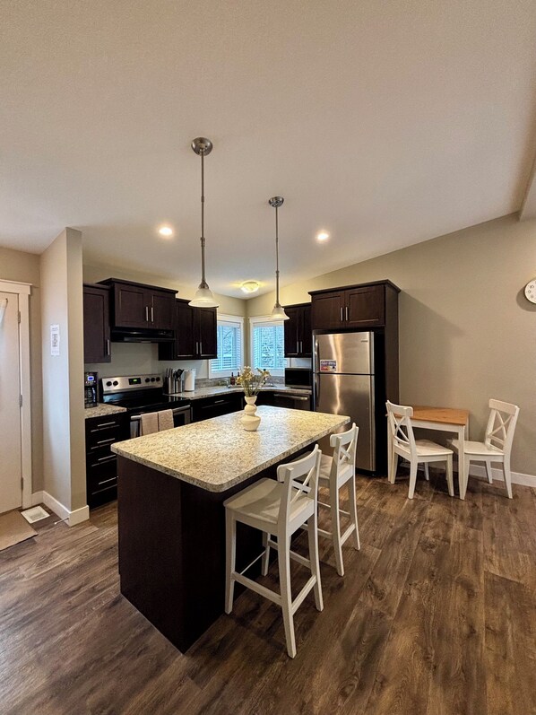 Microwave, oven, stovetop, dishwasher