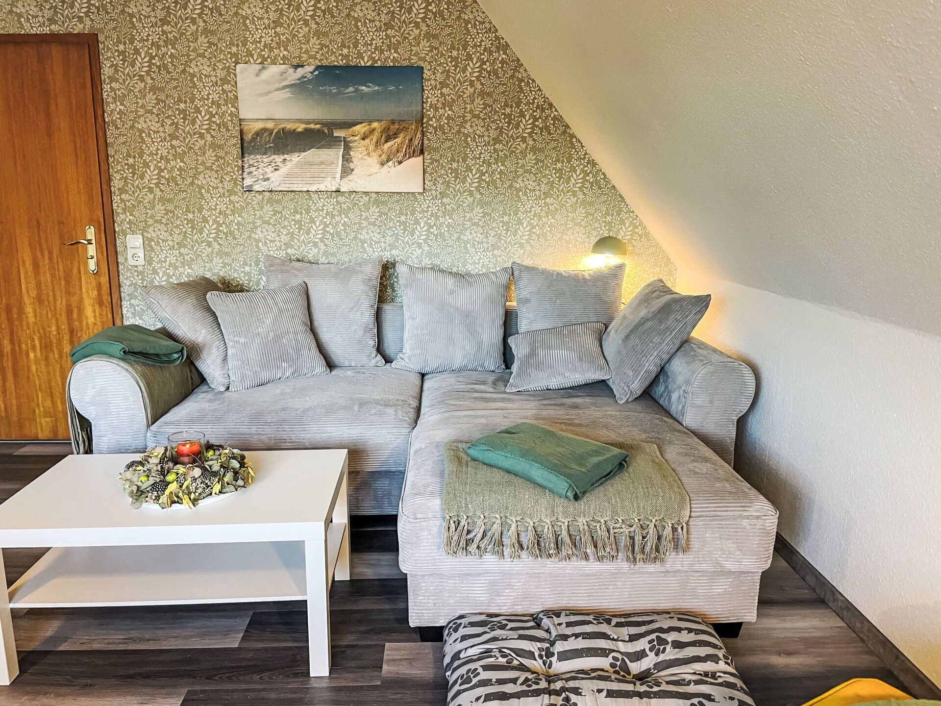 Meubles, Design Intérieur, Sol, Canapé, Sol, Bois, Salon, Domicile, Parquet, Pièce