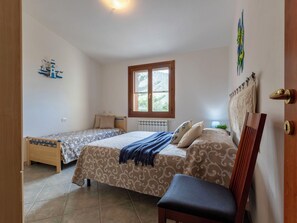 Travel cot, free WiFi - Nice apartment for 5 guests with A/C, WIFI, TV and patio (Valledoria)