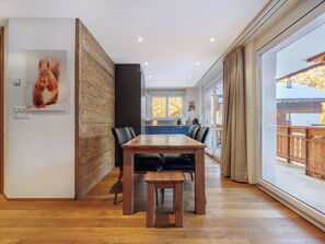 Dining - Nice apartment for 8 people with WIFI, TV and balcony (Saas-fee)