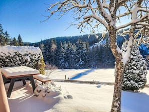 Outdoor dining - Beautiful private villa for 4 people with WIFI, TV and terrace (Vorderfalkau)
