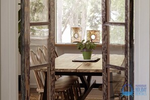 Dining - Family home across from the park in Mandurah suburb (Greenfields)