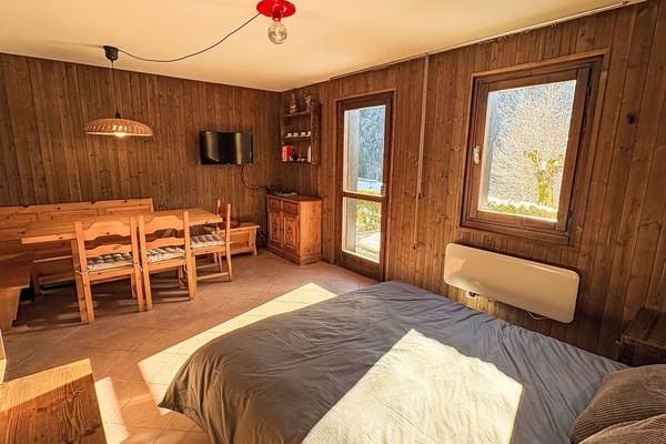 Möbel, Stuhl, Tabelle, Wohnung, Gartenmöbel, Balkon, Küche & Esszimmer Tisch, Eigentumswohnung, Schatten, Terrasse