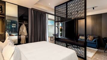 Escritorio, espacio para trabajar con un portátil, wifi gratis