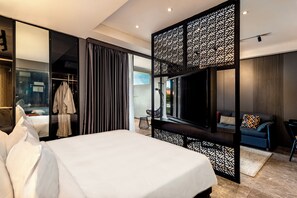 Escritorio, espacio para trabajar con un portátil, wifi gratis