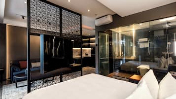 Peralatan tempat tidur premium, tilam berlapik, meja