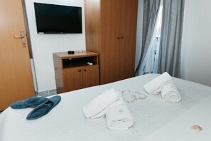 1 Schlafzimmer, Bügeleisen/Bügelbrett, Reisekinderbett, kostenloses WLAN