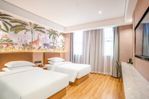 Executive Double or Twin Room, City View | Desk, laptop workspace, blackout drapes, iron/ironing board - BCN Barna Hotel (Ta Khmau)