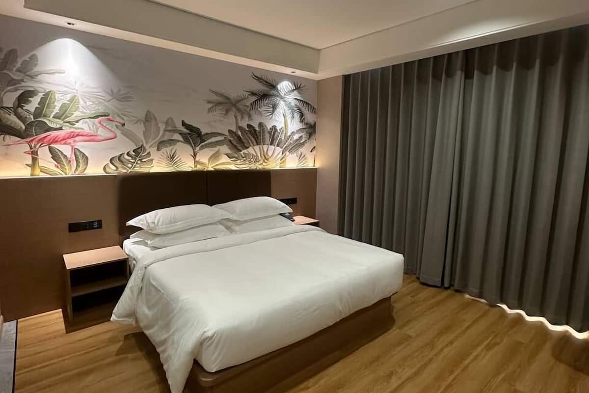 Deluxe Double Room, City View | Desk, laptop workspace, blackout drapes, iron/ironing board