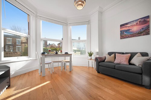 WhiskAwayHomes - St Stephens Court - Apartment 2