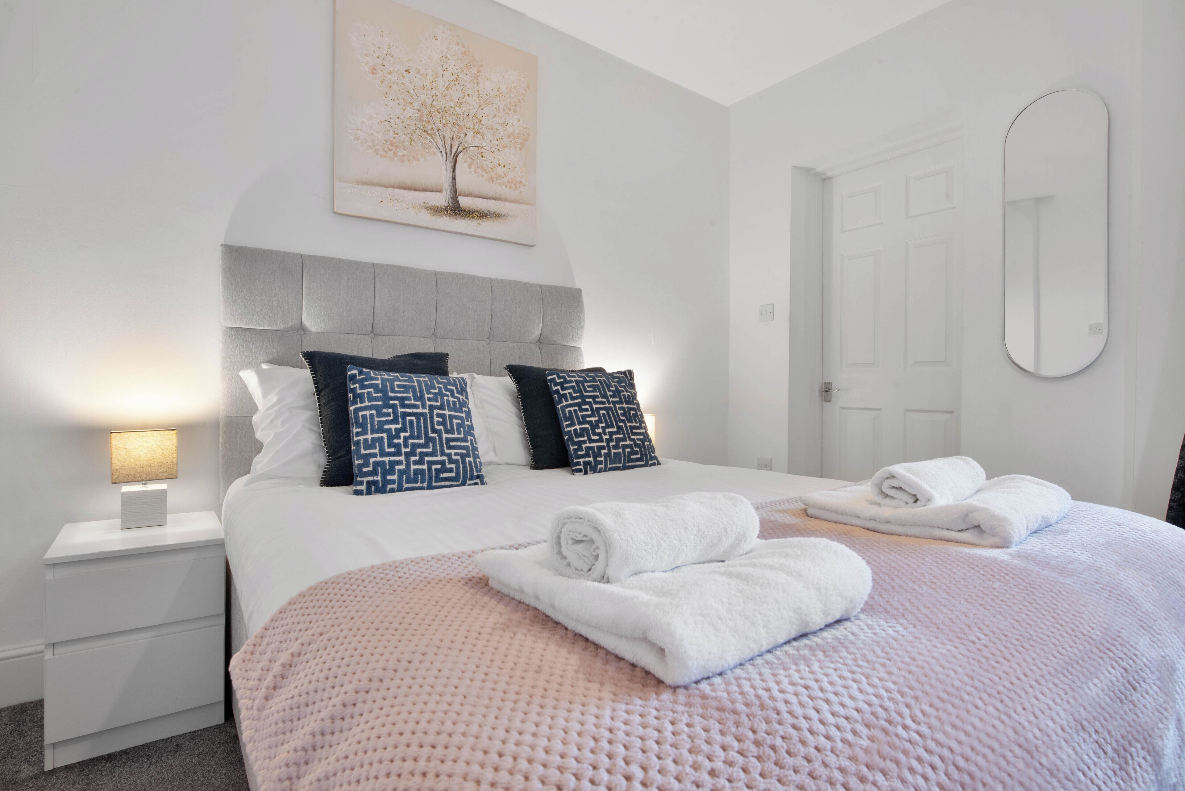 1 bedroom, iron/ironing board, free WiFi