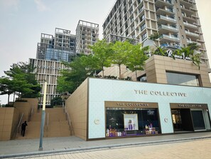 المنشأة من الخارج