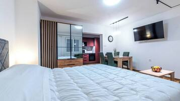 1 habitación, wifi y ropa de cama