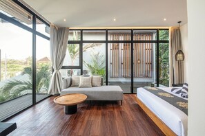 Villa - Stunning 6BR Canggu Villa 400m From the Beach (Seminyak)