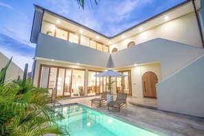 House | 4 bedrooms - Luxury 4BR Villa With Private Pool in Canggu (Canggu)