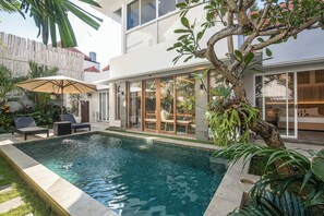3 bedrooms - Beautiful 3BR Center Seminyak (Seminyak)