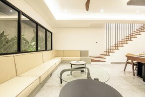 House, Smoking | 5 bedrooms - Enchanting 5BR Canggu Villa Moments to Sea (Canggu)