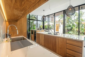 6 bedrooms, desk - Exquisite 6BR Canggu Villa 400m to Pristine Beach (Seminyak)