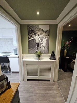 Room, 1 Bedroom, Smoking | Interior