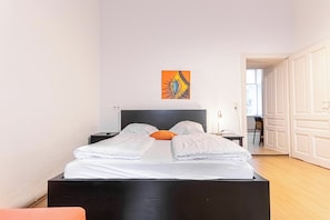 Basic Apartment | Iron/ironing board, free WiFi - Cozy 2BR Apt With Great Connectivity (Vienna)