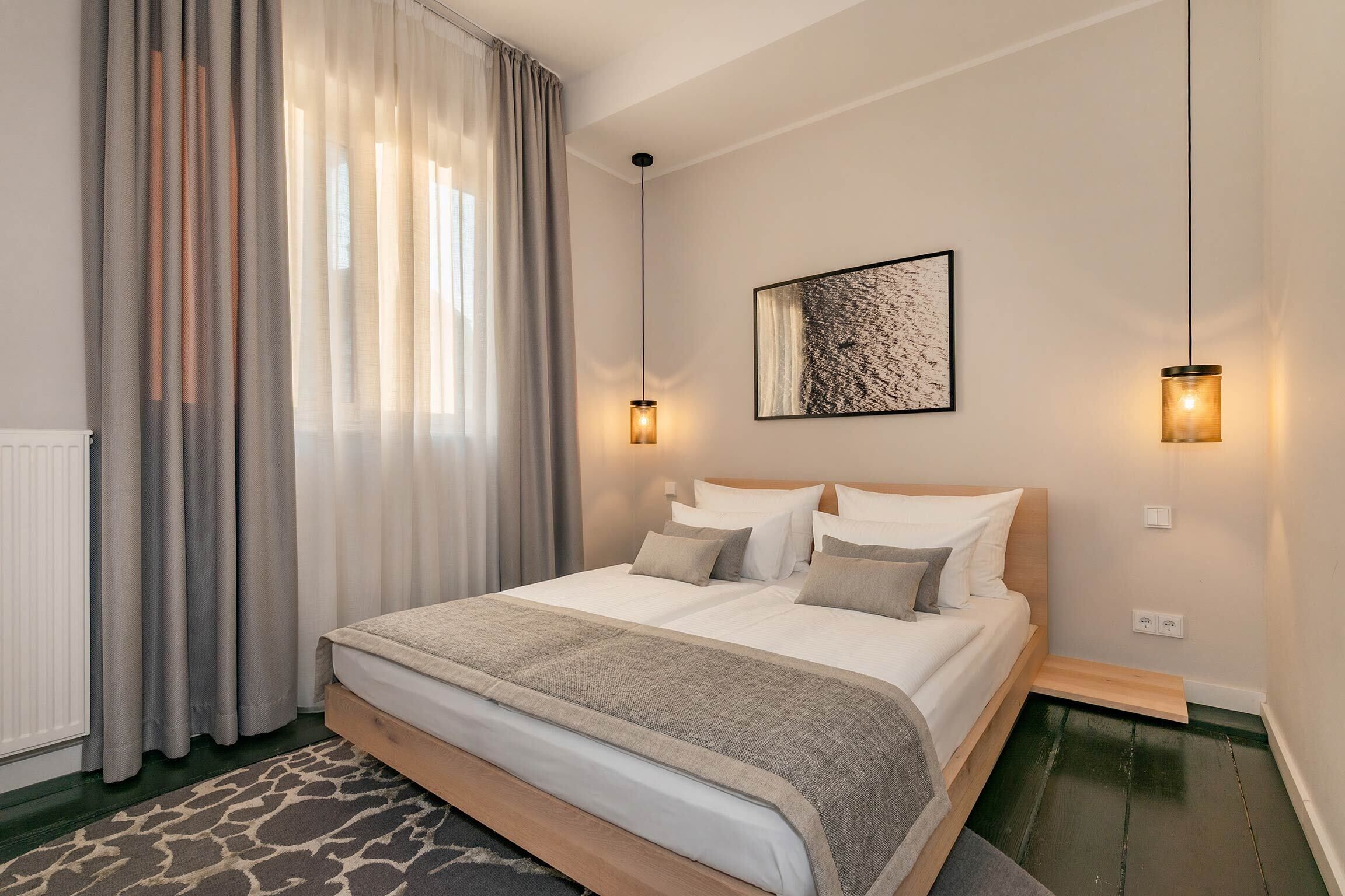 Bügeleisen/Bügelbrett, Reisekinderbett, kostenloses WLAN, Bettwäsche