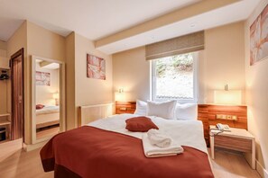 1 bedroom, travel crib, free WiFi - Schwarzbachtal Double Room Forest Mountain View (Erlbach)