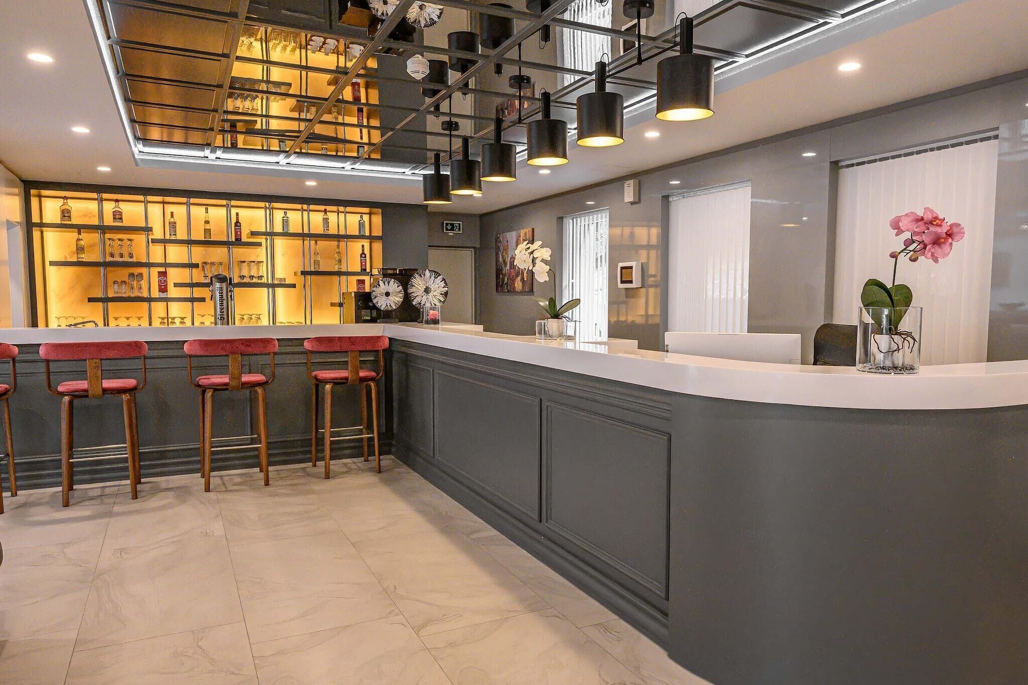 Bar (in der Unterkunft)