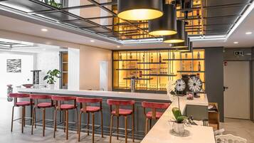 Bar (in der Unterkunft)