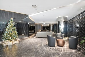 Lobby - Executive 2BR Southbank Suite |  City View, Pool & Gym (Southbank)