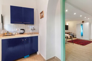 經典公寓, 花園景觀 | 私人廚房 | 兒童餐椅