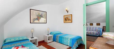 Cortinas blackout y sistema de insonorización