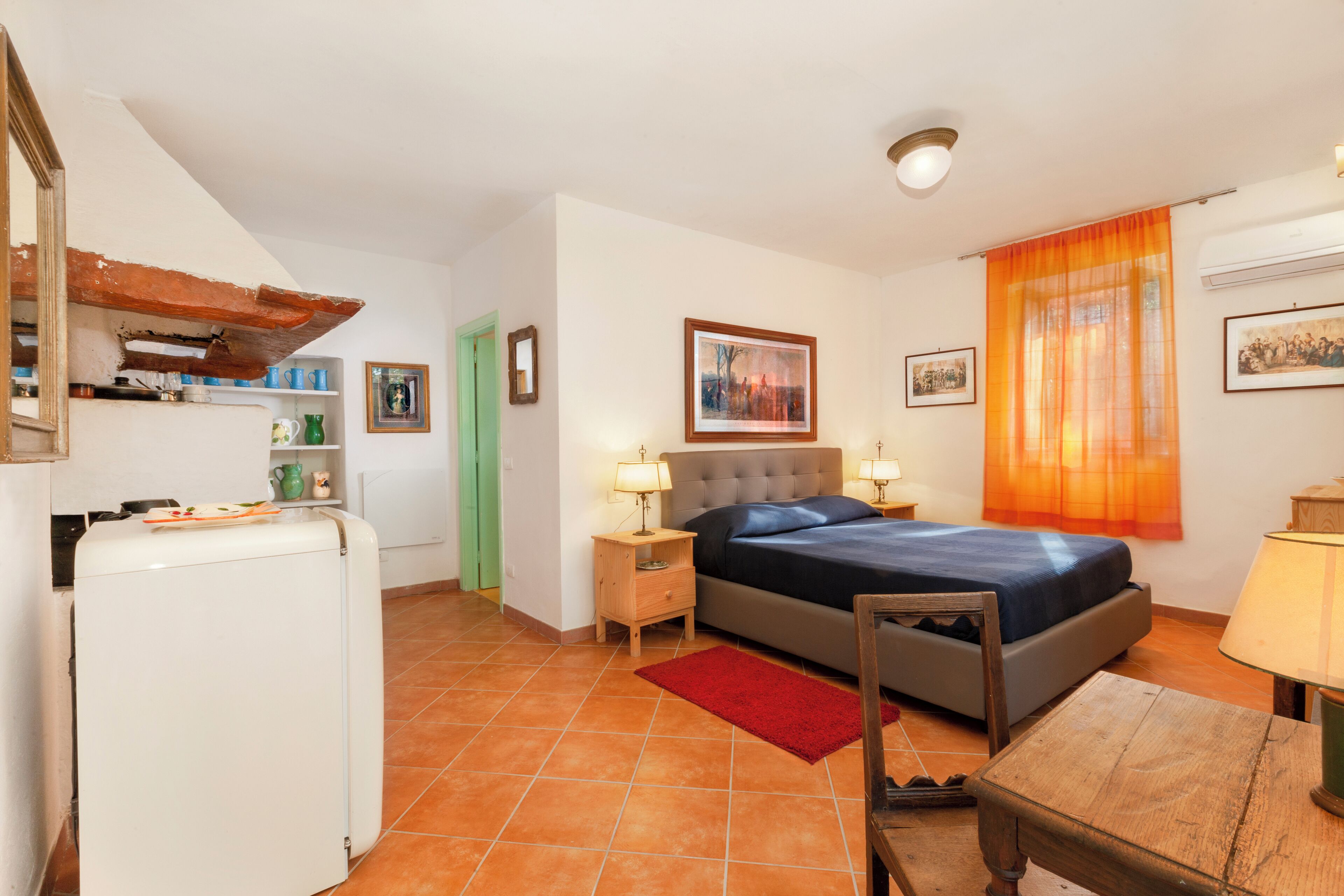 APT 2 - Comfort Apartment | Verdunkelungsvorhänge, schallisolierte Zimmer, Bügeleisen/Bügelbrett