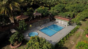 Una piscina techada