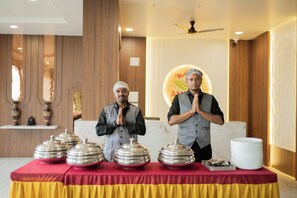 Restaurant - Ambika Hills Resort (Junnar)