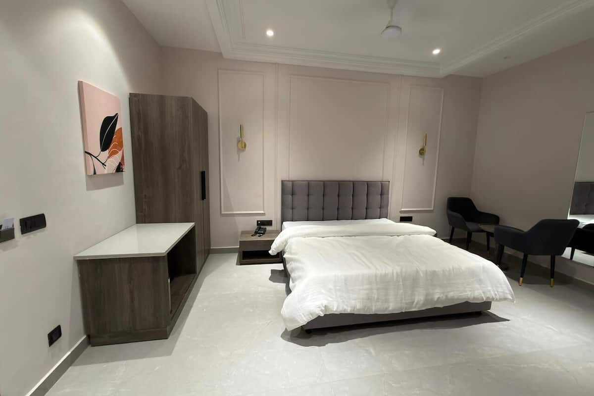 Habitación doble superior | Caja de seguridad en la habitación, cortinas blackout y wifi gratis