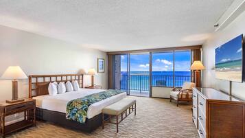 Condo, vista para o oceano | Cofres nos quartos, cortinas blackout, Wi-Fi de cortesia