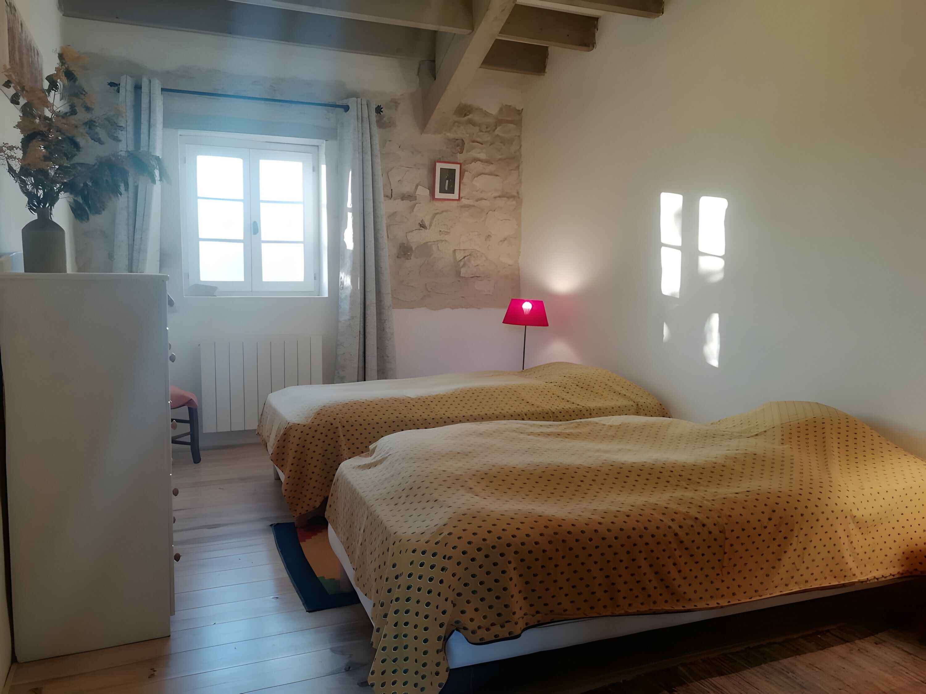 Strykejern/-brett og wi-fi